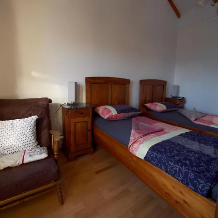 Katarina بريبير